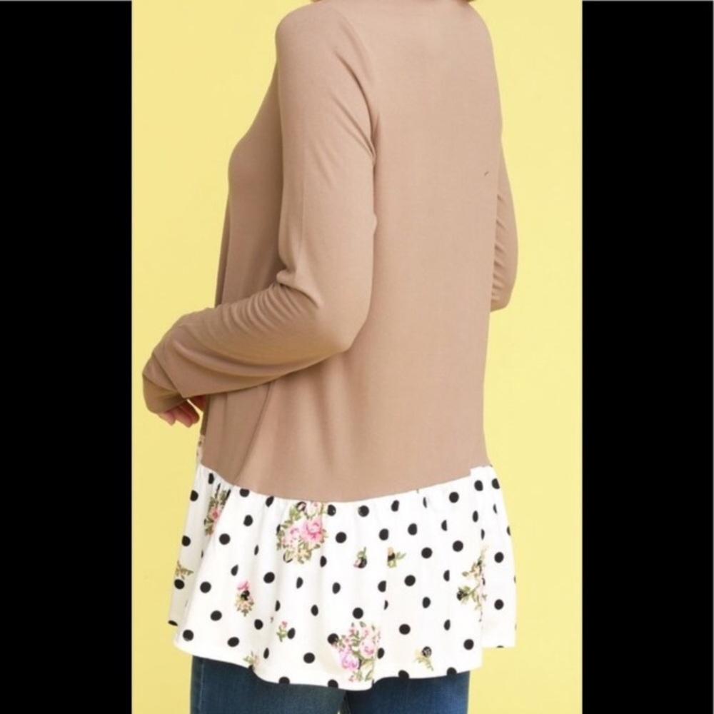 Polka Dot/Floral Ruffle Top - Picture 4 of 5